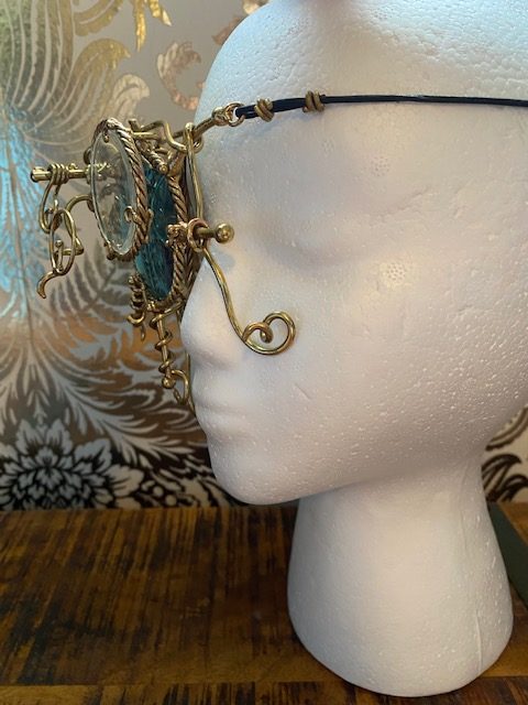 Steampunk Monocle/Eyepiece/Eye Jewelery/Mask  Steampunk octopus, Steampunk  makeup, Steampunk accessories